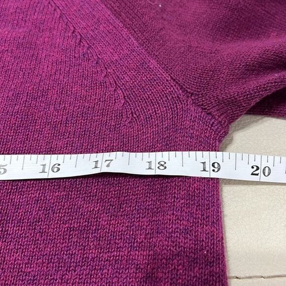 Eddie Bauer Purple V-Neck Sweater Size: M - Picture 6 of 8